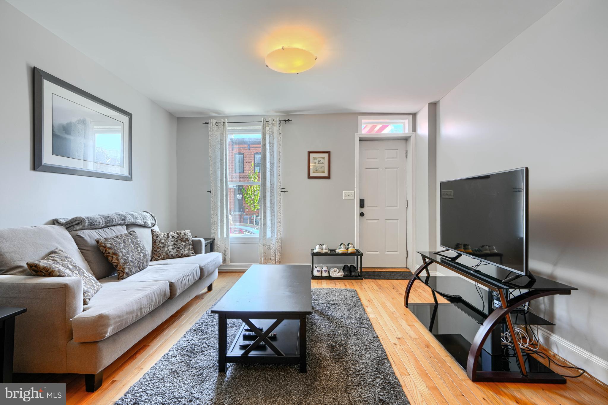 110 E RANDALL STREET E