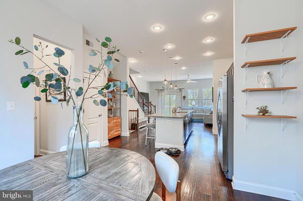 1309 BENJAMIN STREET