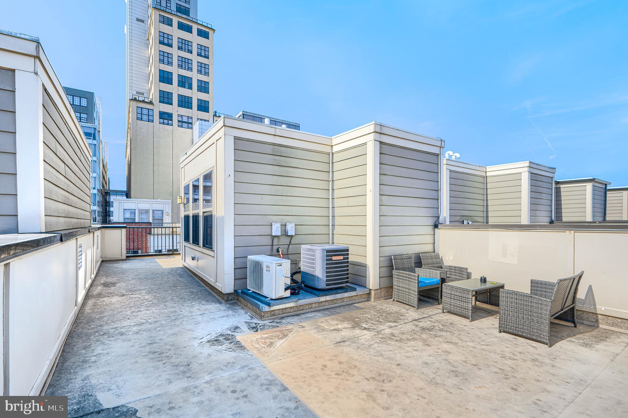 1309 BENJAMIN STREET