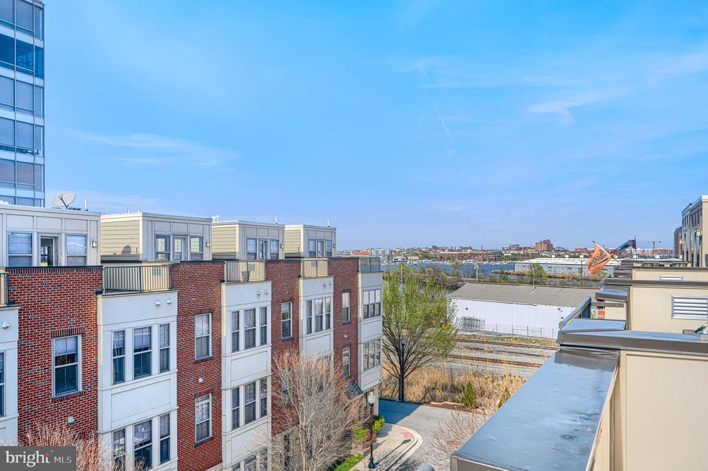 1309 BENJAMIN STREET