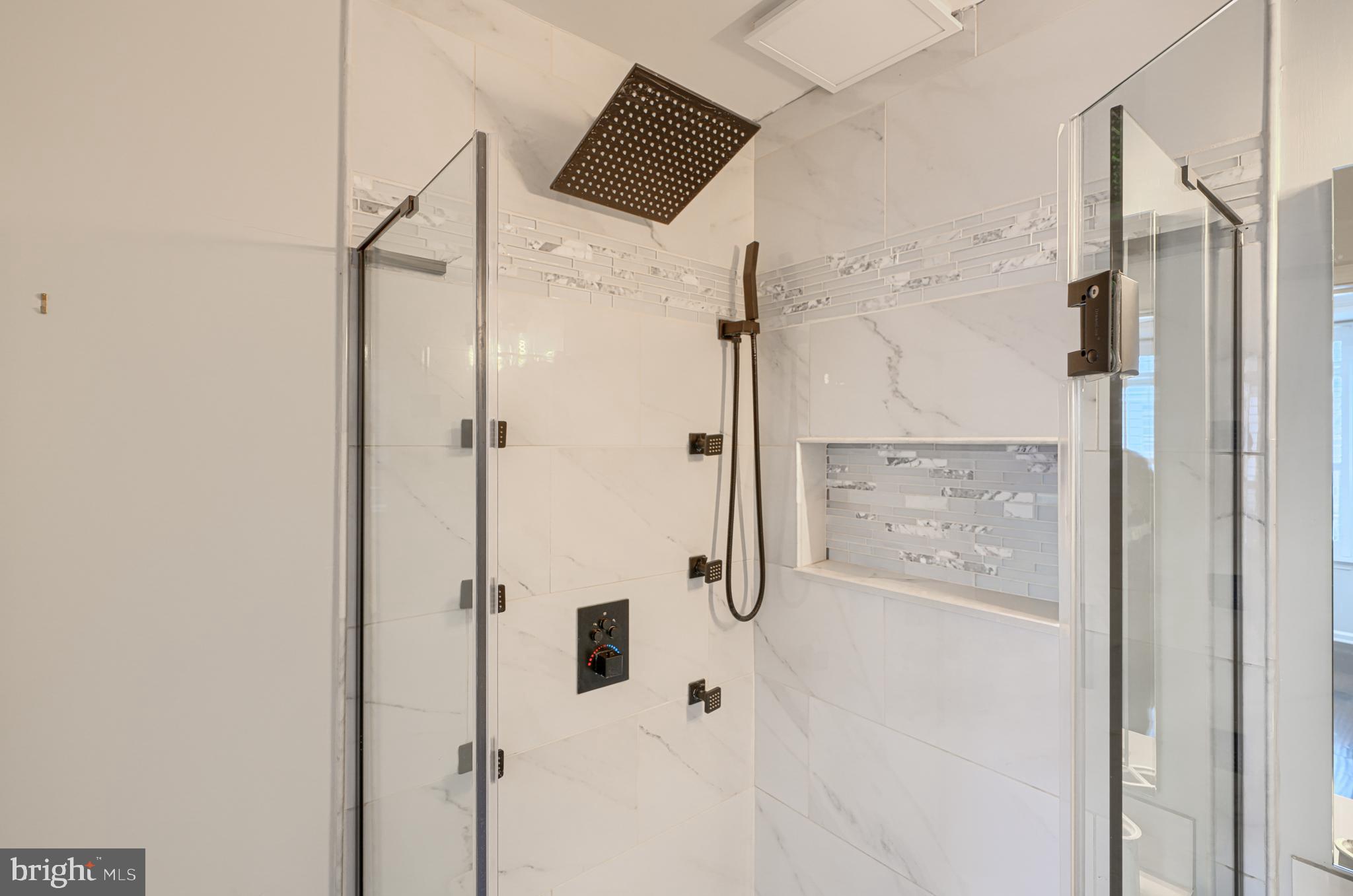 1309 BENJAMIN STREET