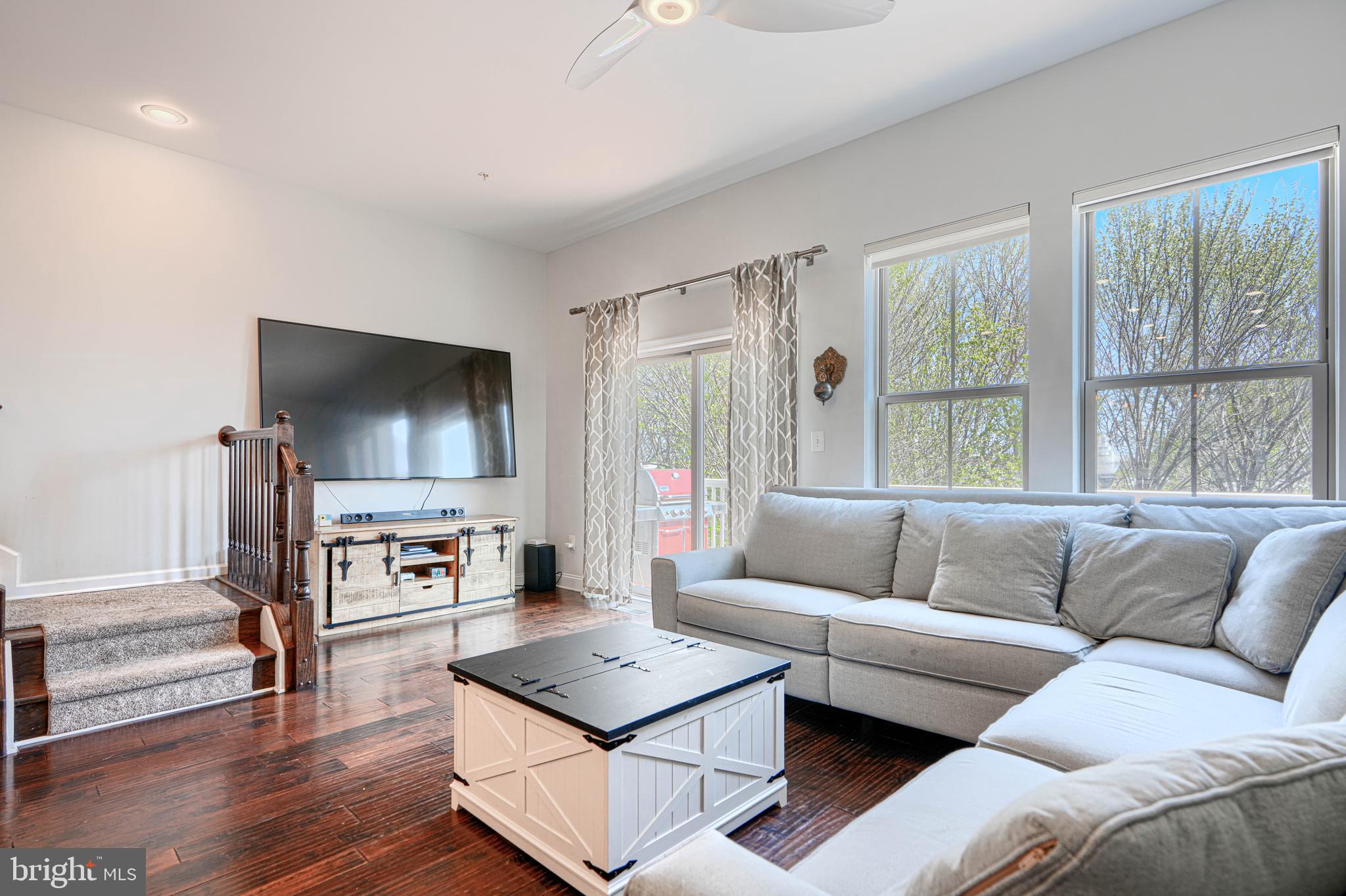 1309 BENJAMIN STREET