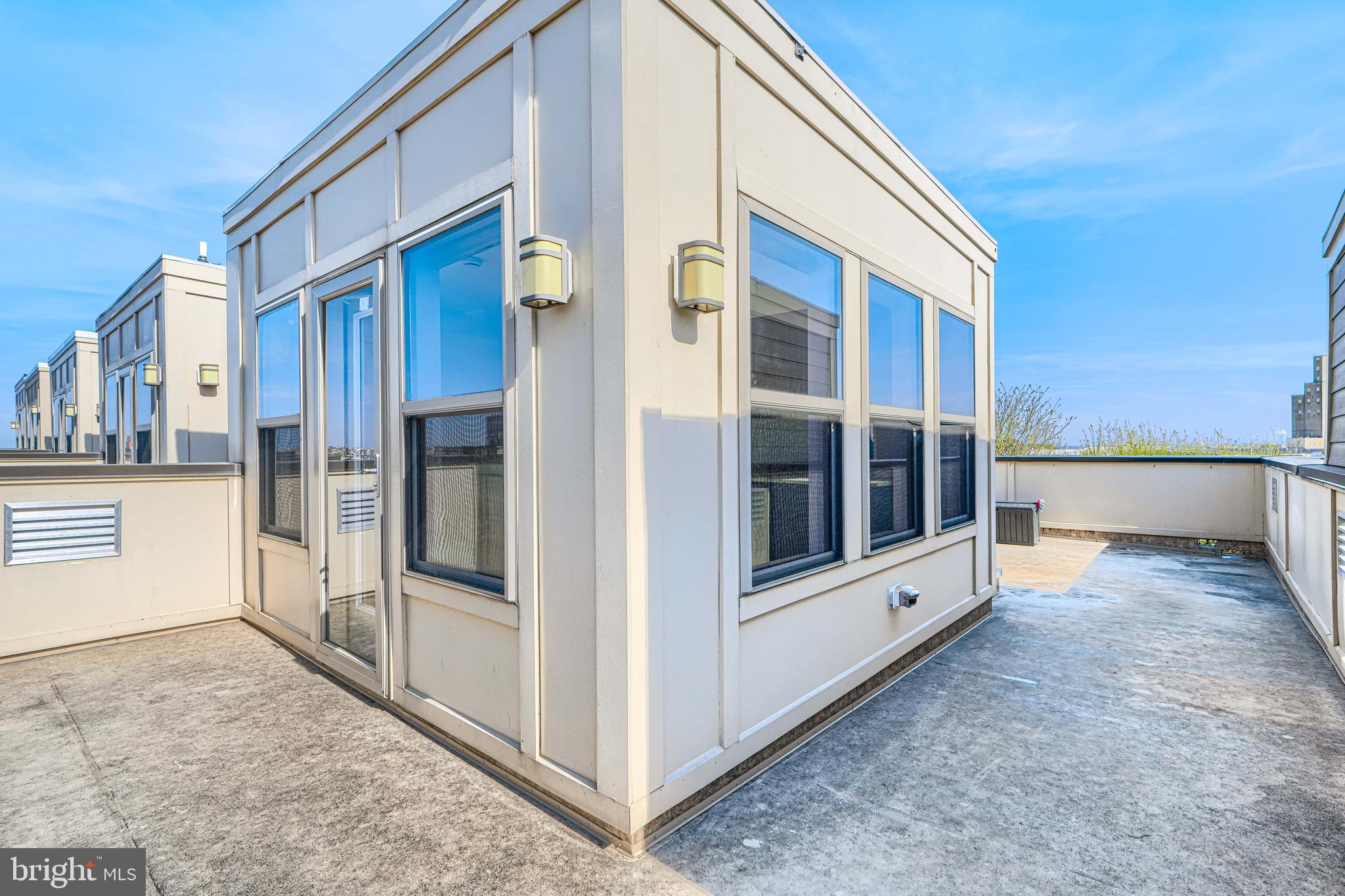 1309 BENJAMIN STREET