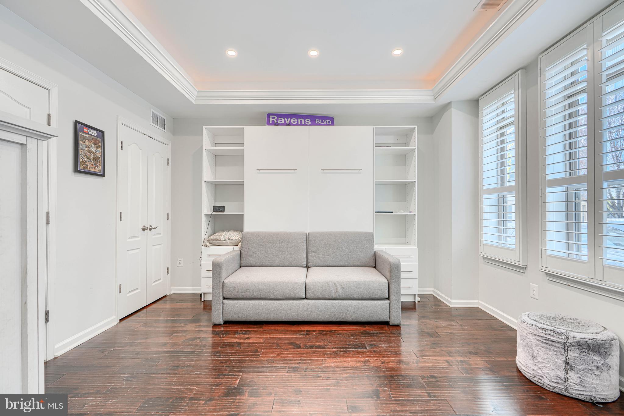 1309 BENJAMIN STREET