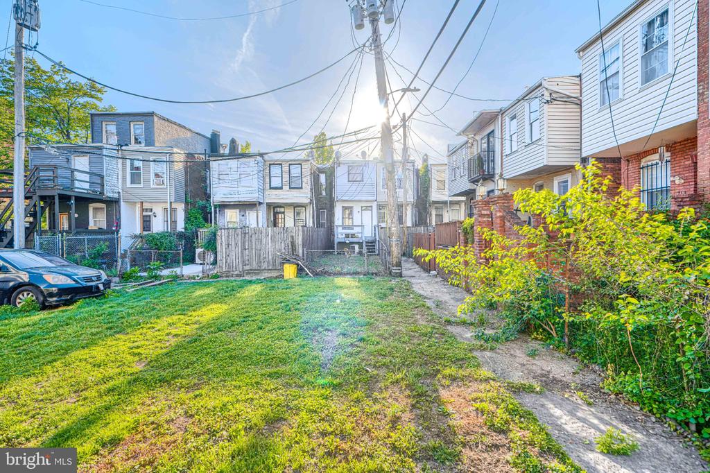 306 PENN STREET