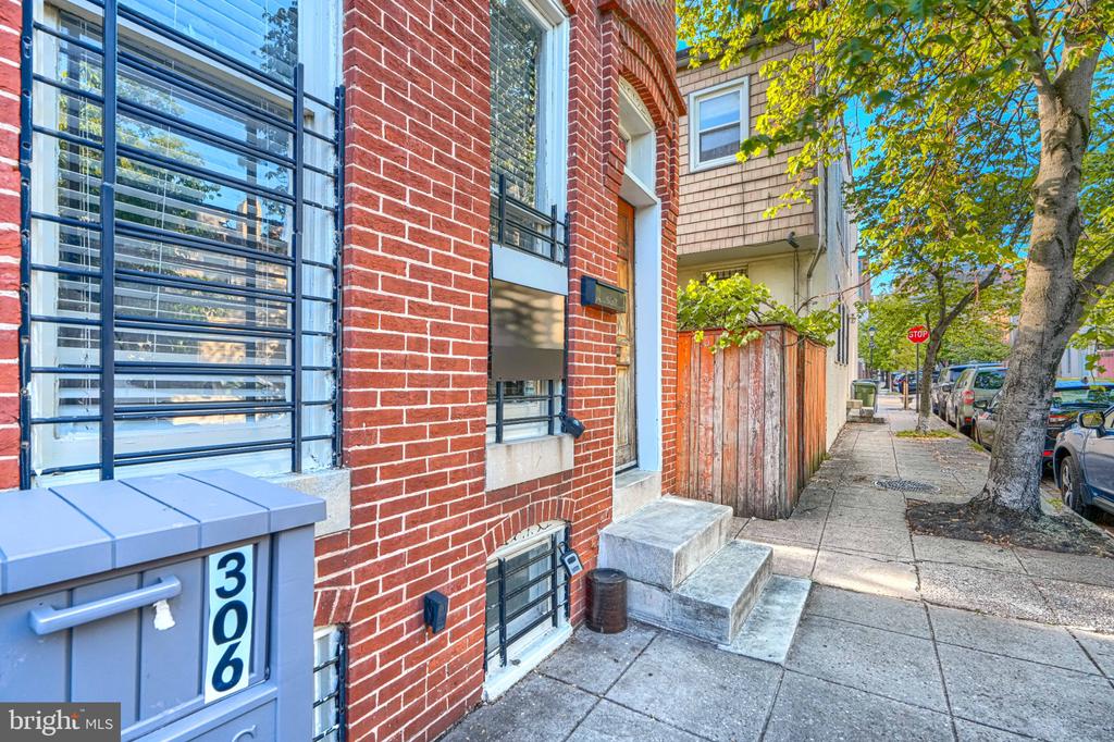 306 PENN STREET