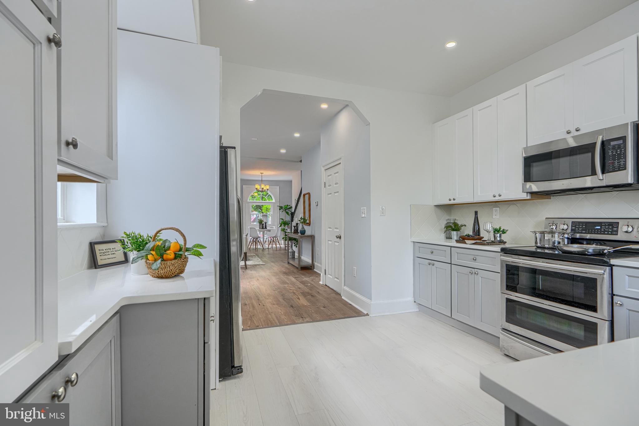 427 E 27TH STREET