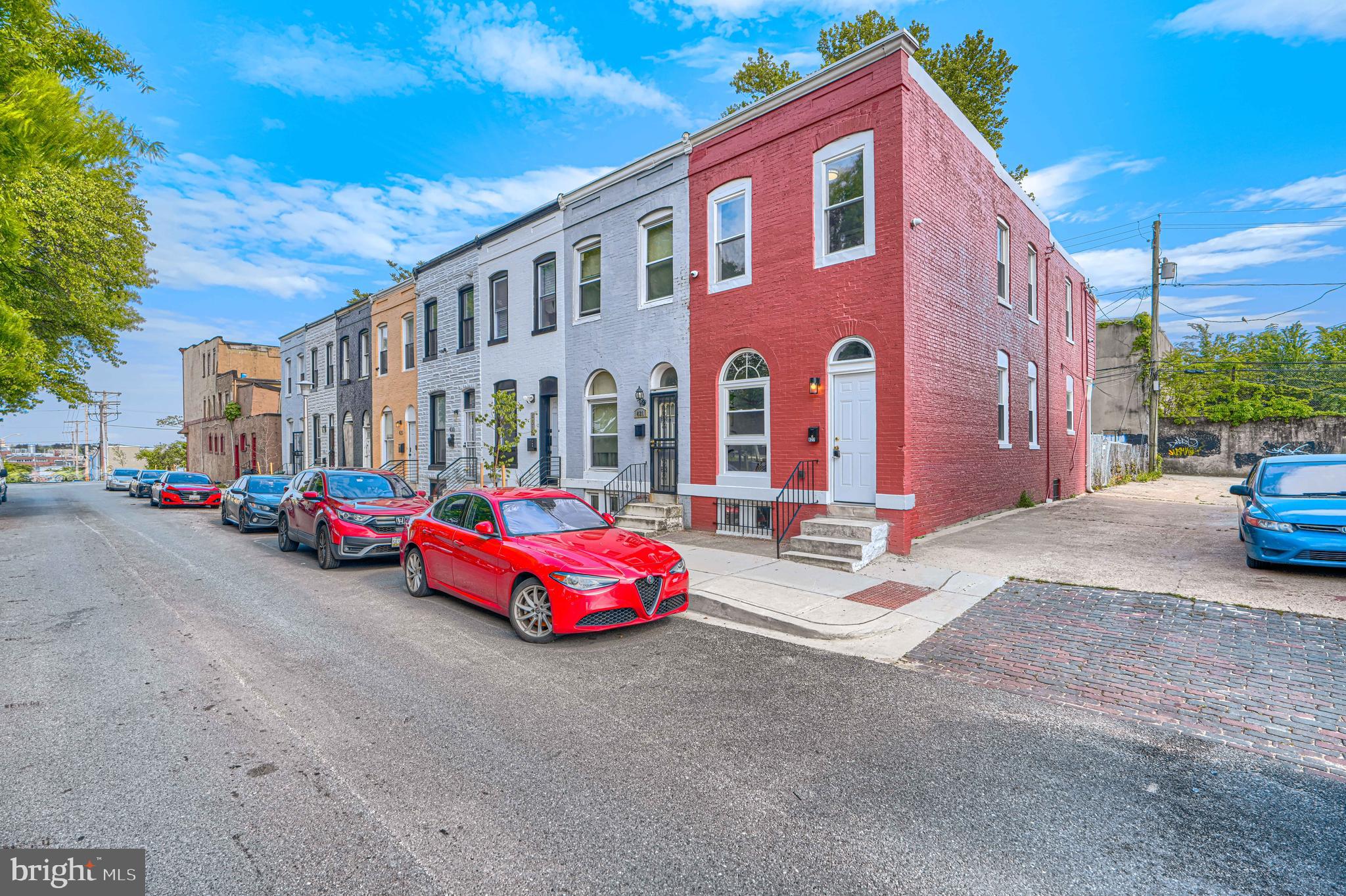 427 E 27TH STREET