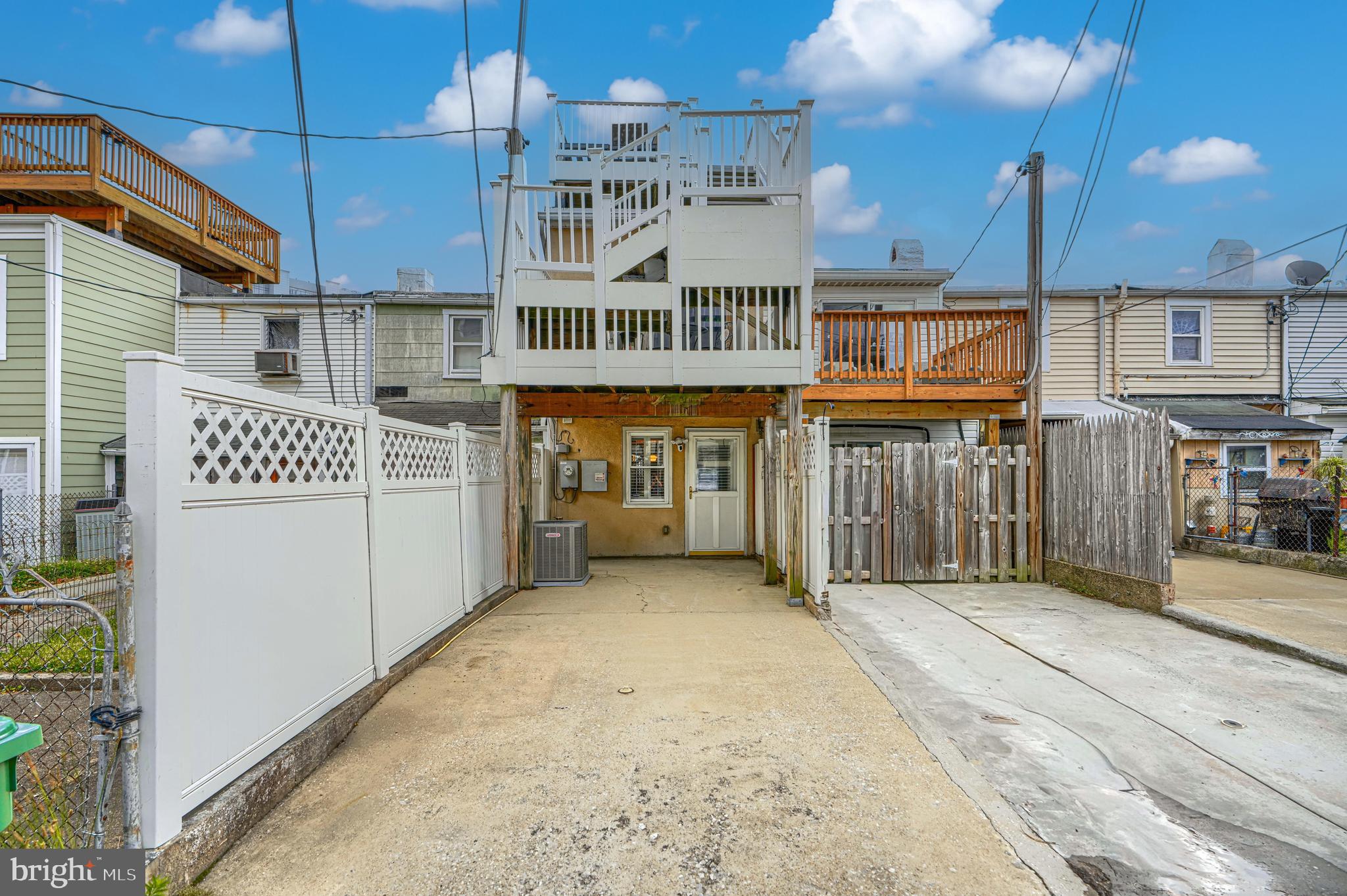 1410 TOWSON STREET