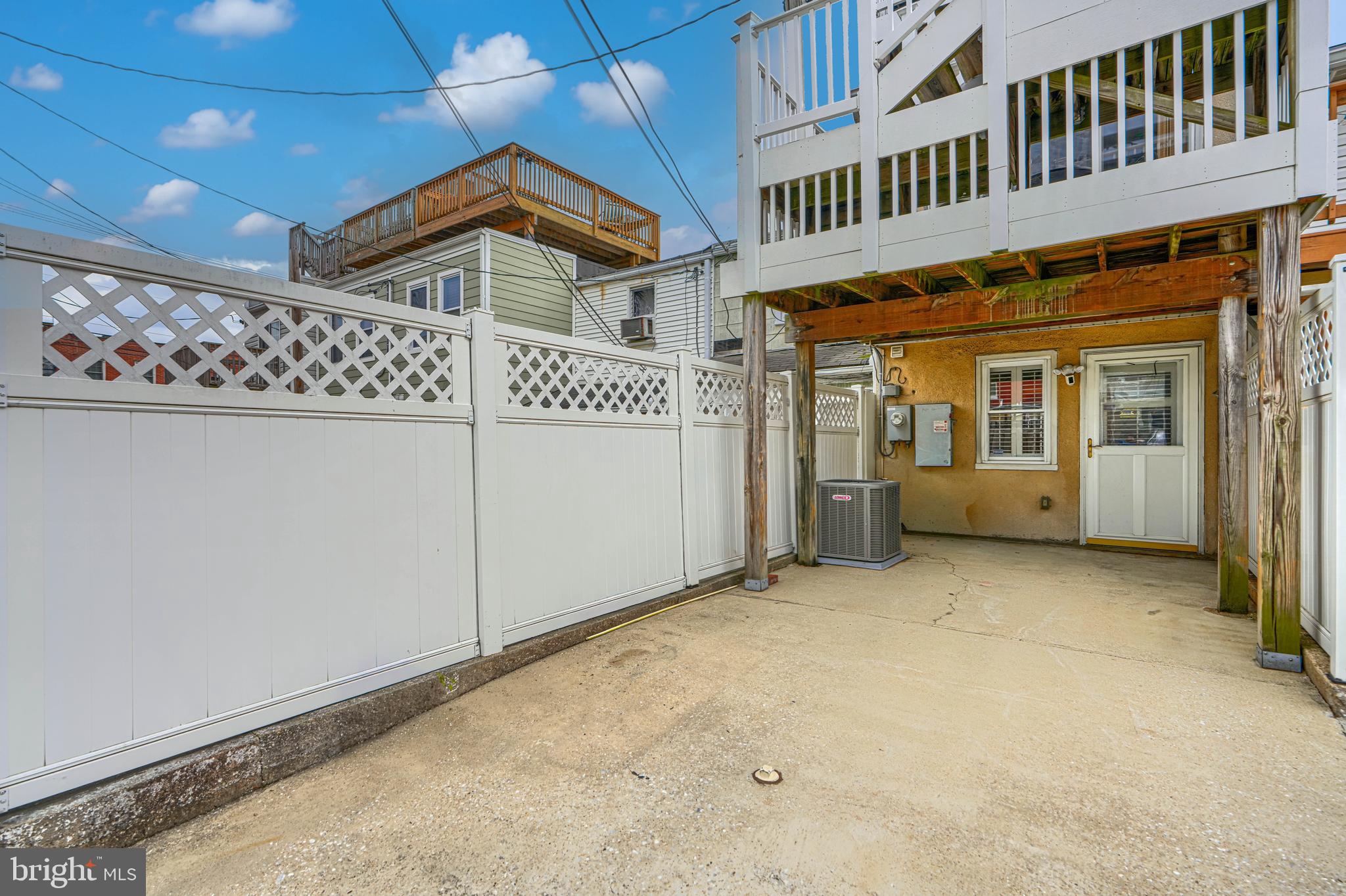 1410 TOWSON STREET