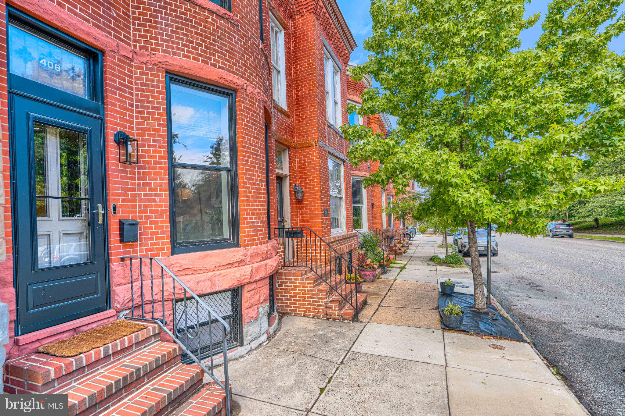 408 E RANDALL STREET