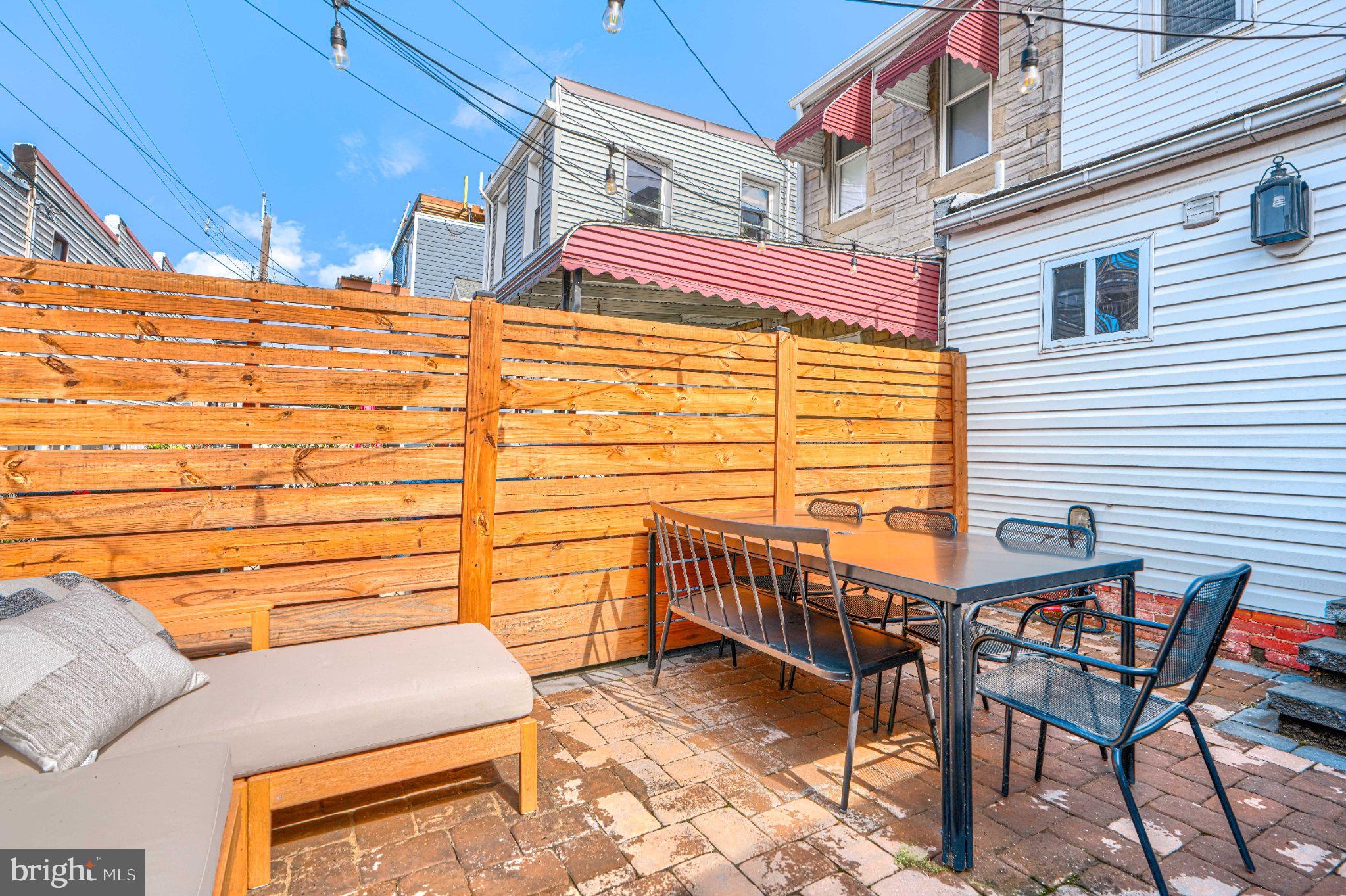 408 E RANDALL STREET