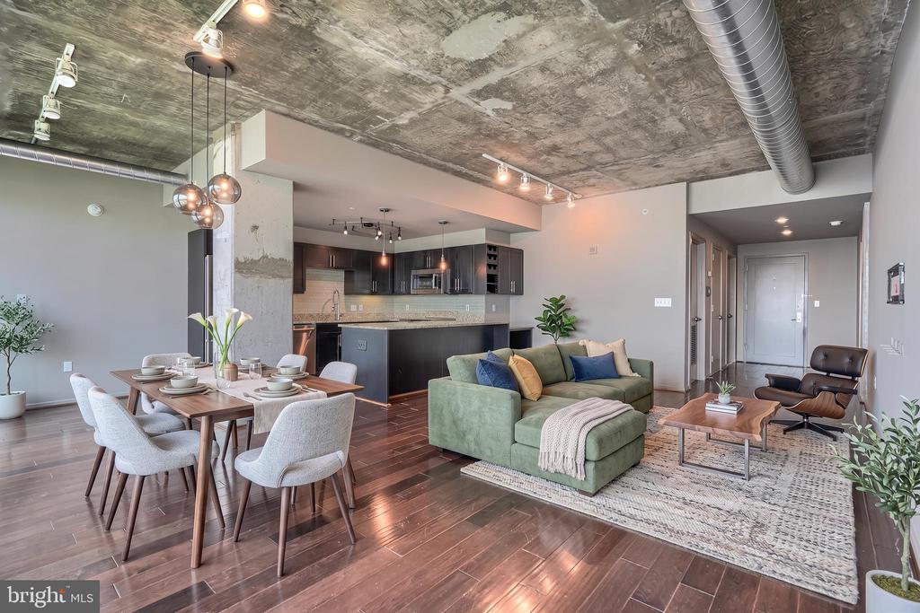 1200 STEUART STREET Unit: 614