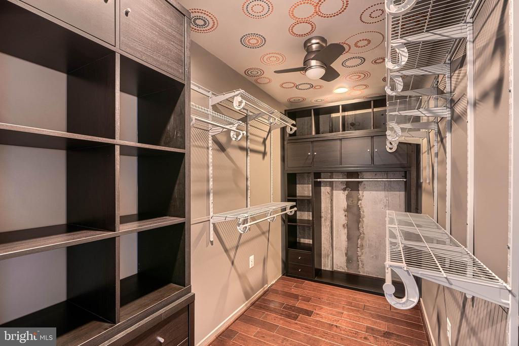 1200 STEUART STREET Unit: 614
