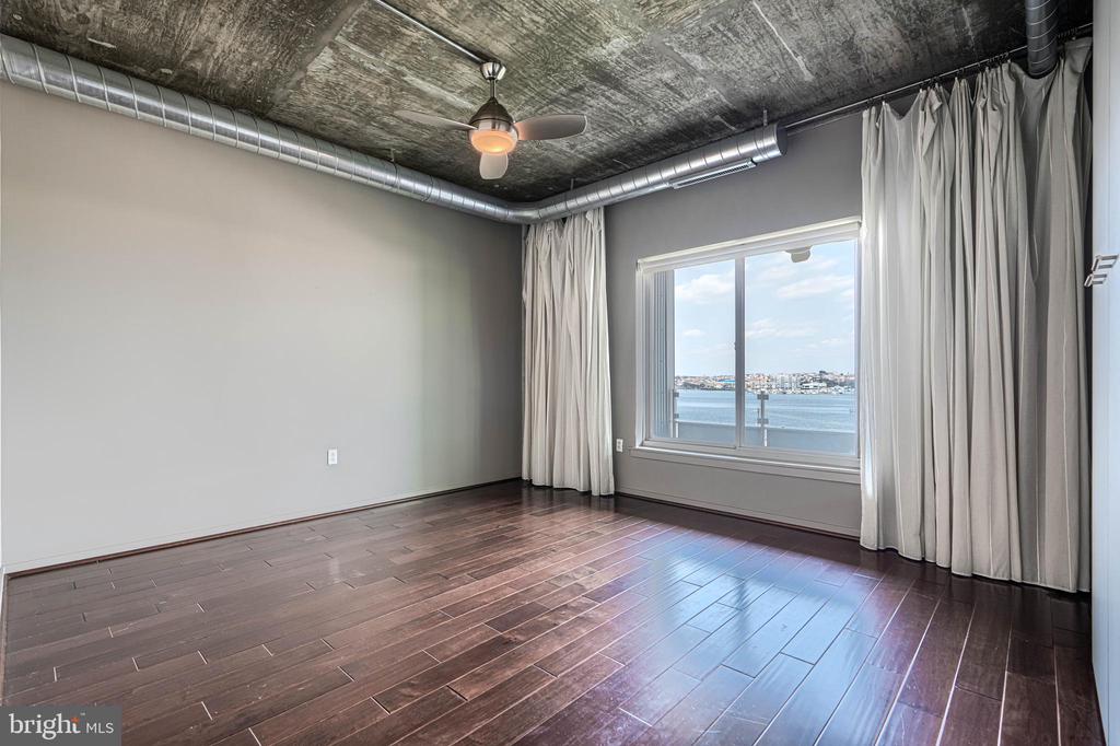 1200 STEUART STREET Unit: 614