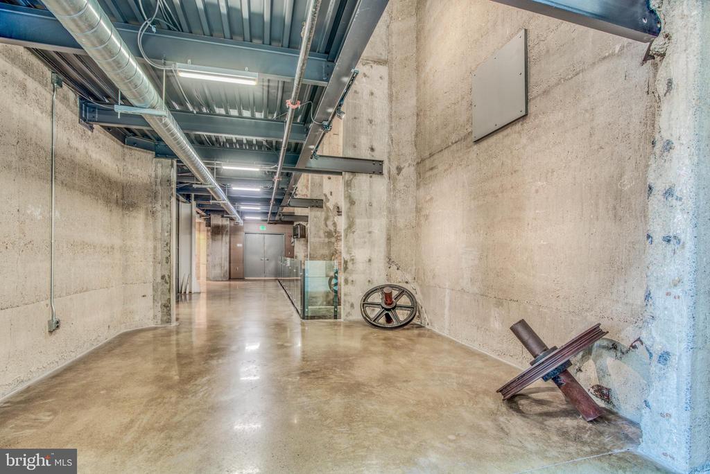 1200 STEUART STREET Unit: 614