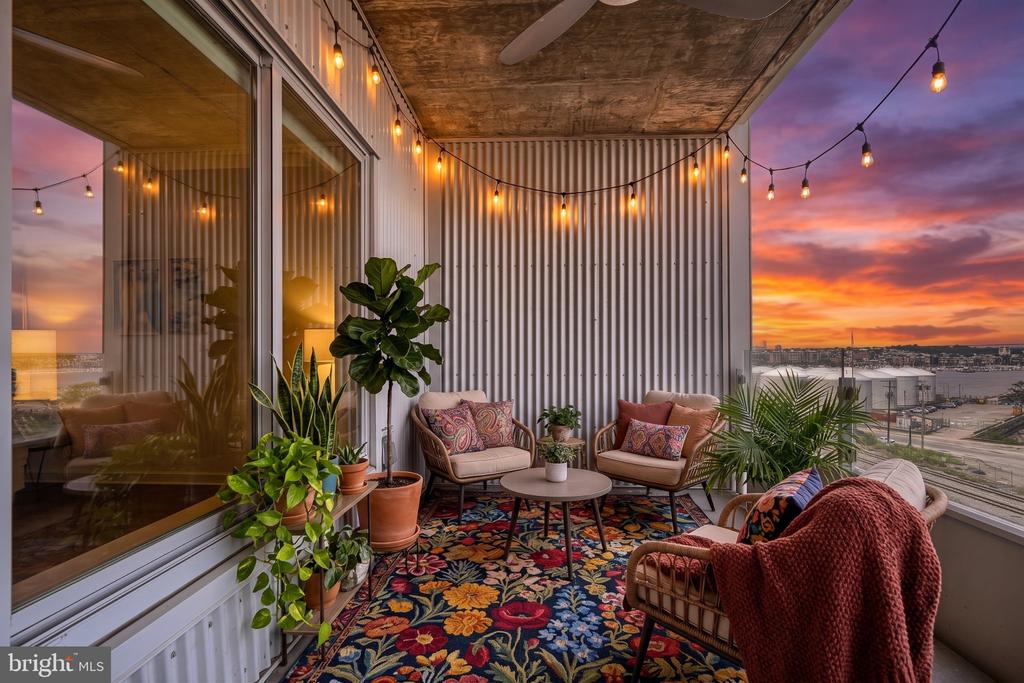 1200 STEUART STREET Unit: 614