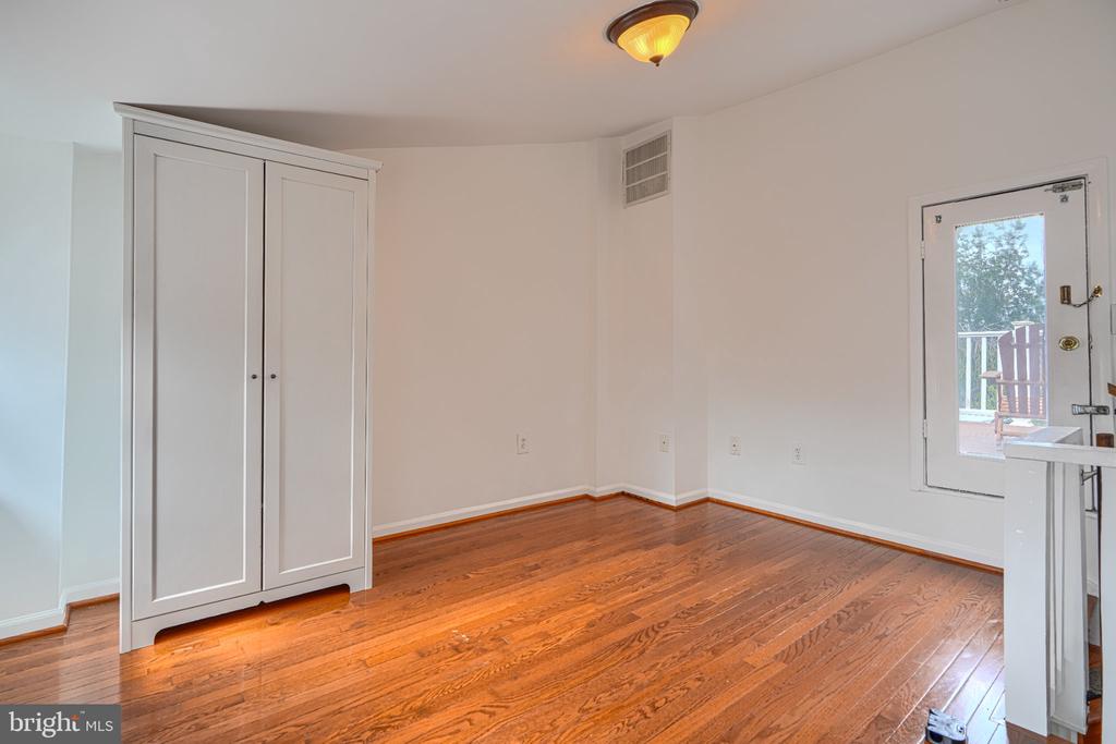 16 W CROSS STREET