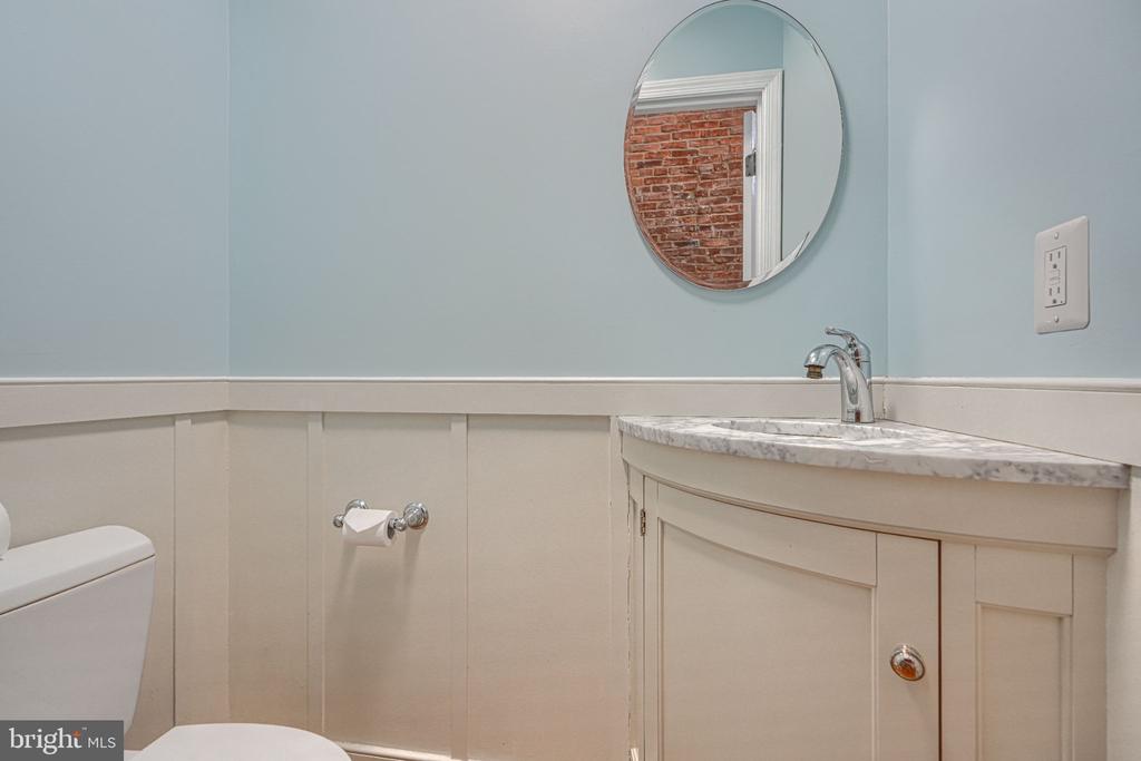 144 E CLEMENT STREET E Unit: A