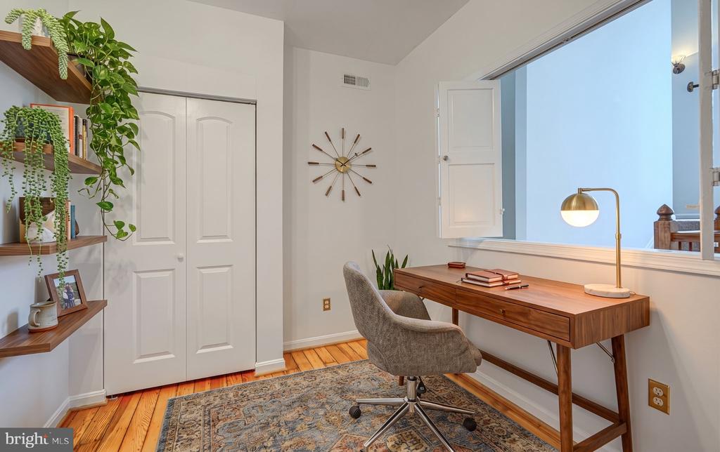 144 E CLEMENT STREET E Unit: A
