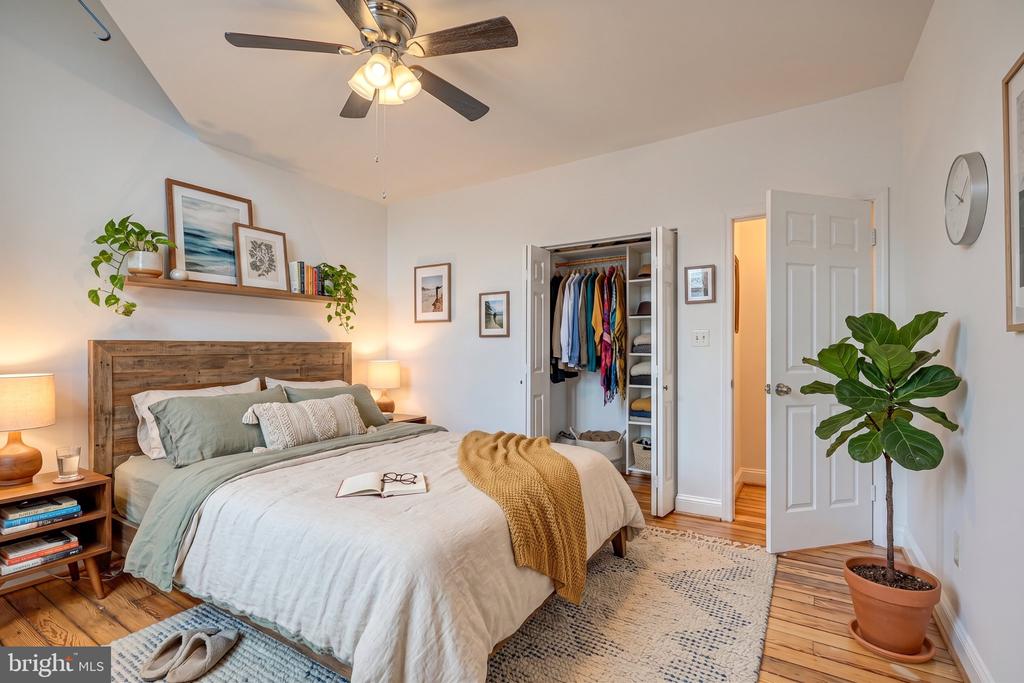 144 E CLEMENT STREET E Unit: A