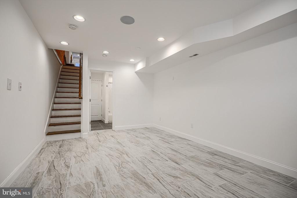 1414 JACKSON STREET