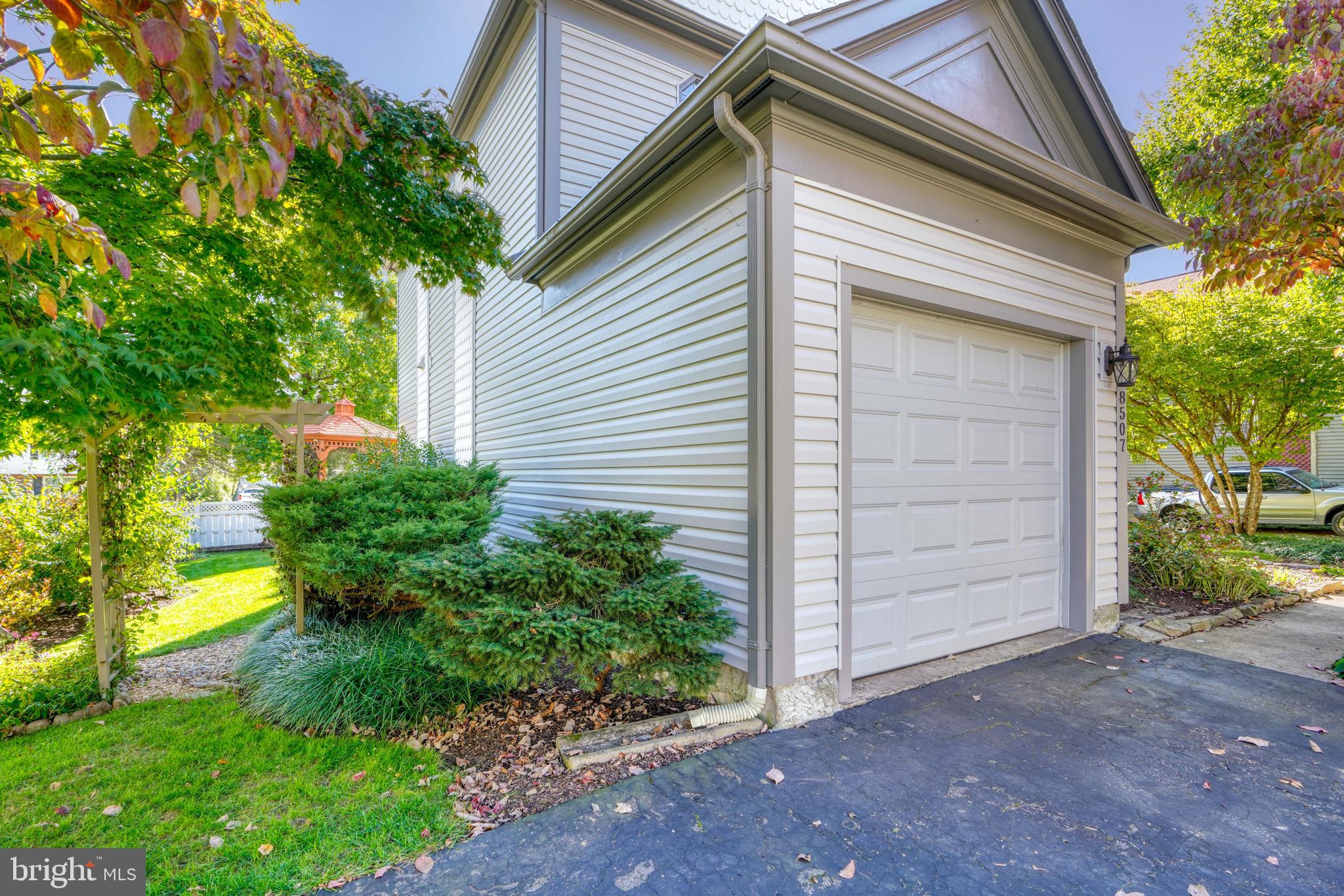 8507 Wellington Valley WAY
