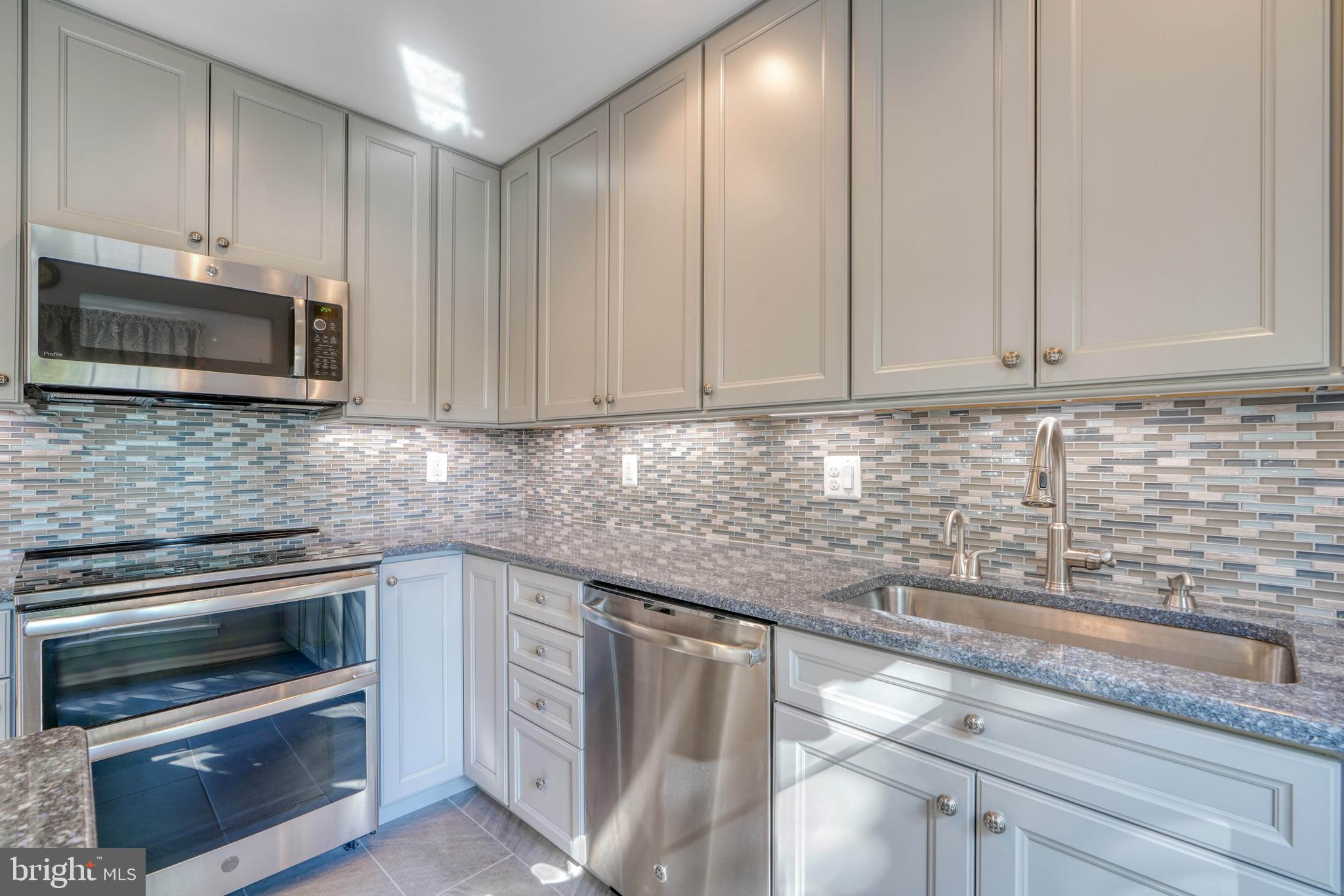 8507 Wellington Valley WAY