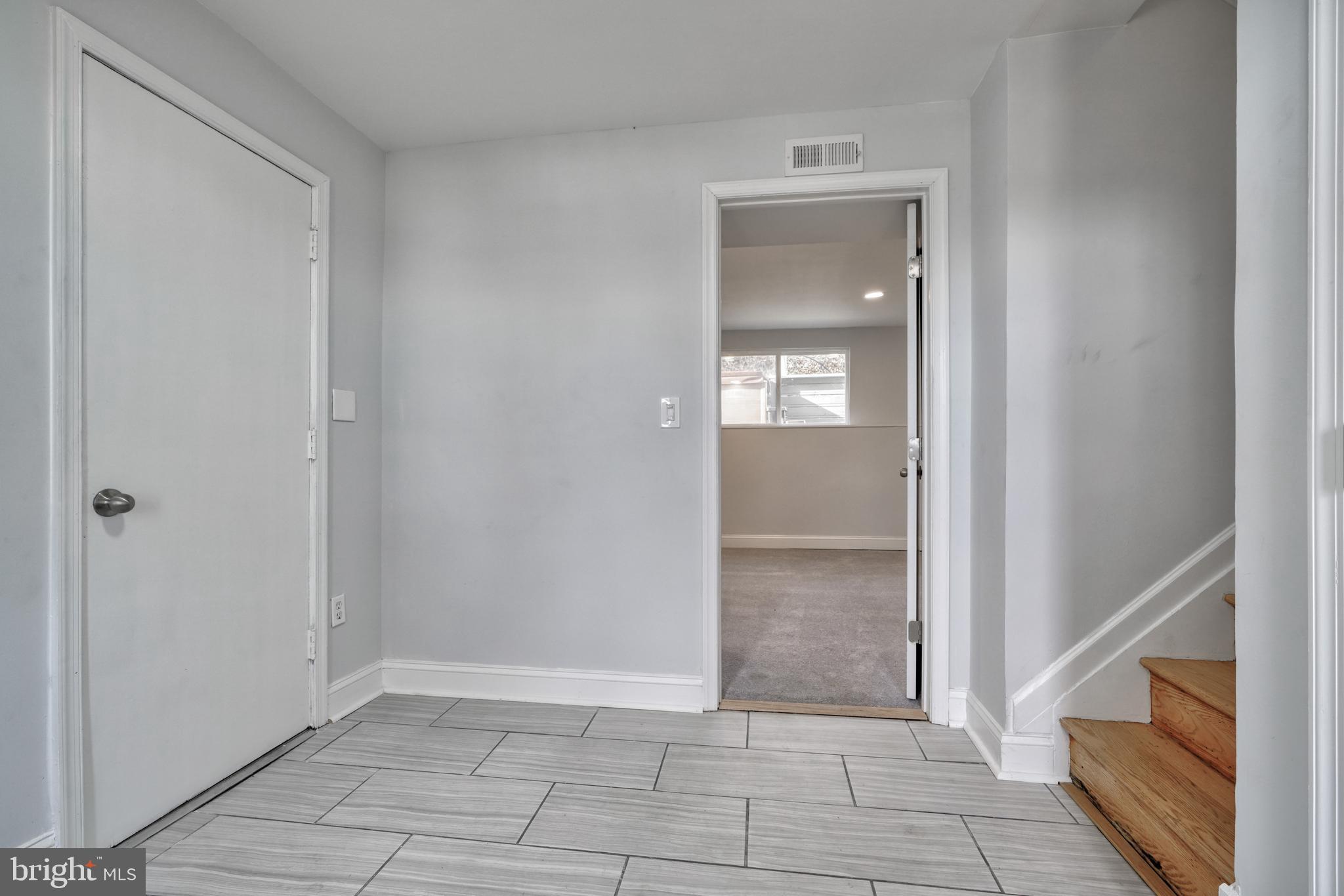 1001 Plover COURT