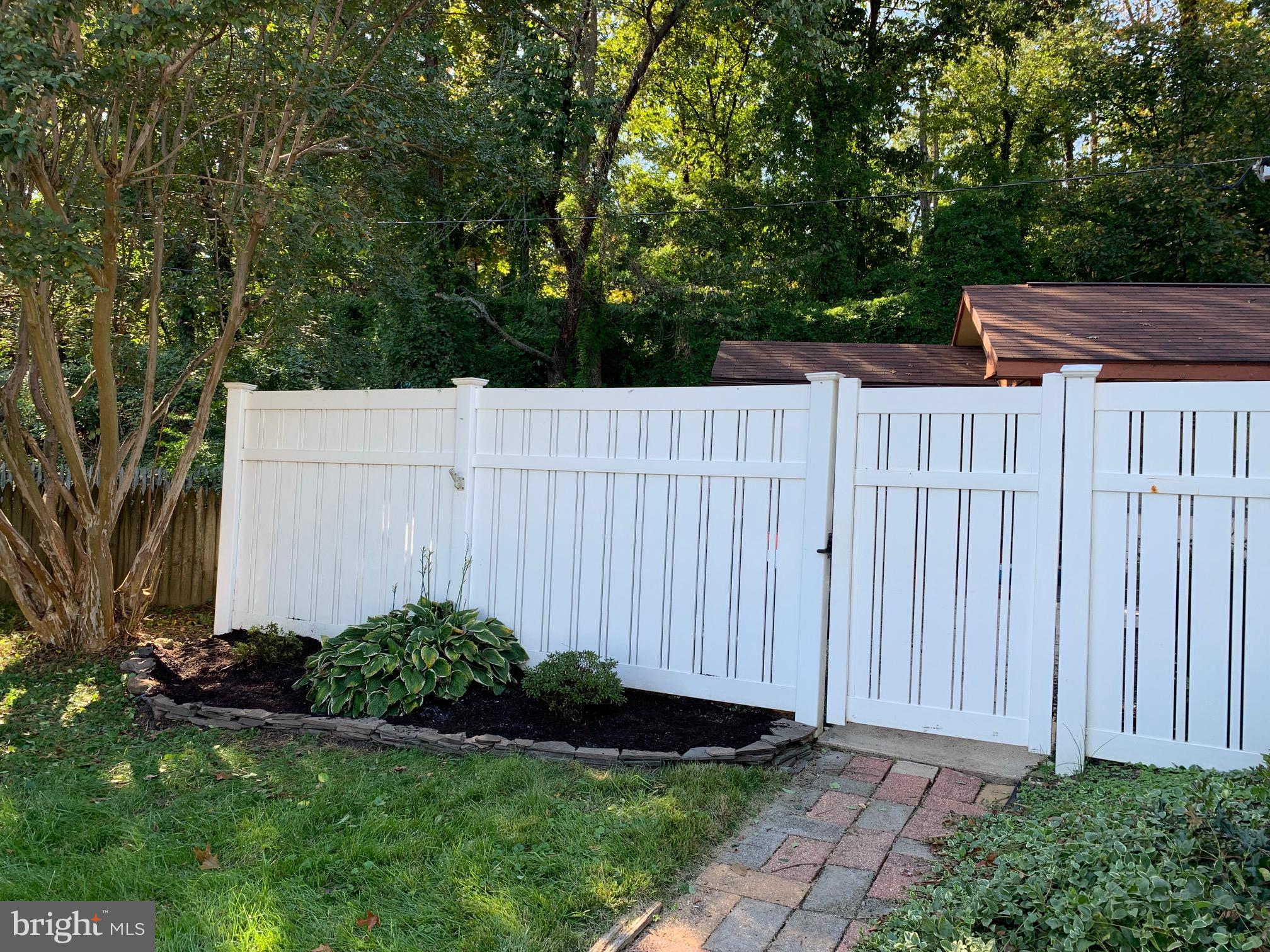 1001 Plover COURT