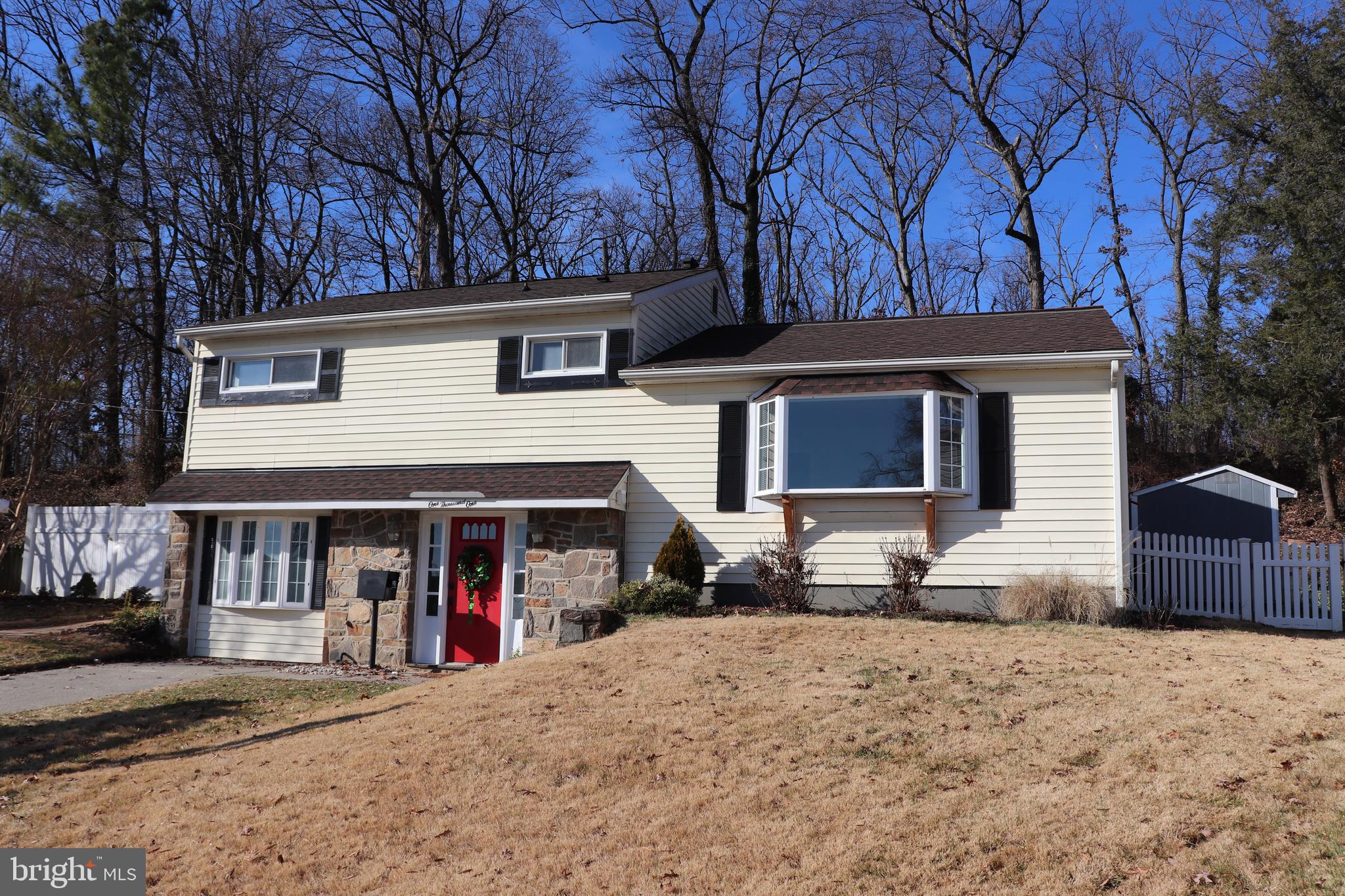 1001 Plover COURT