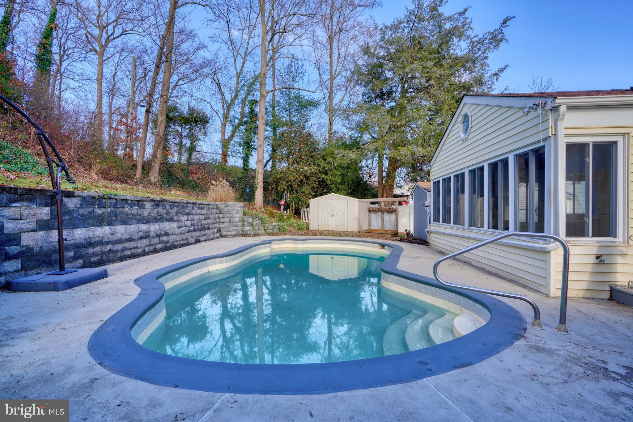 1001 Plover COURT