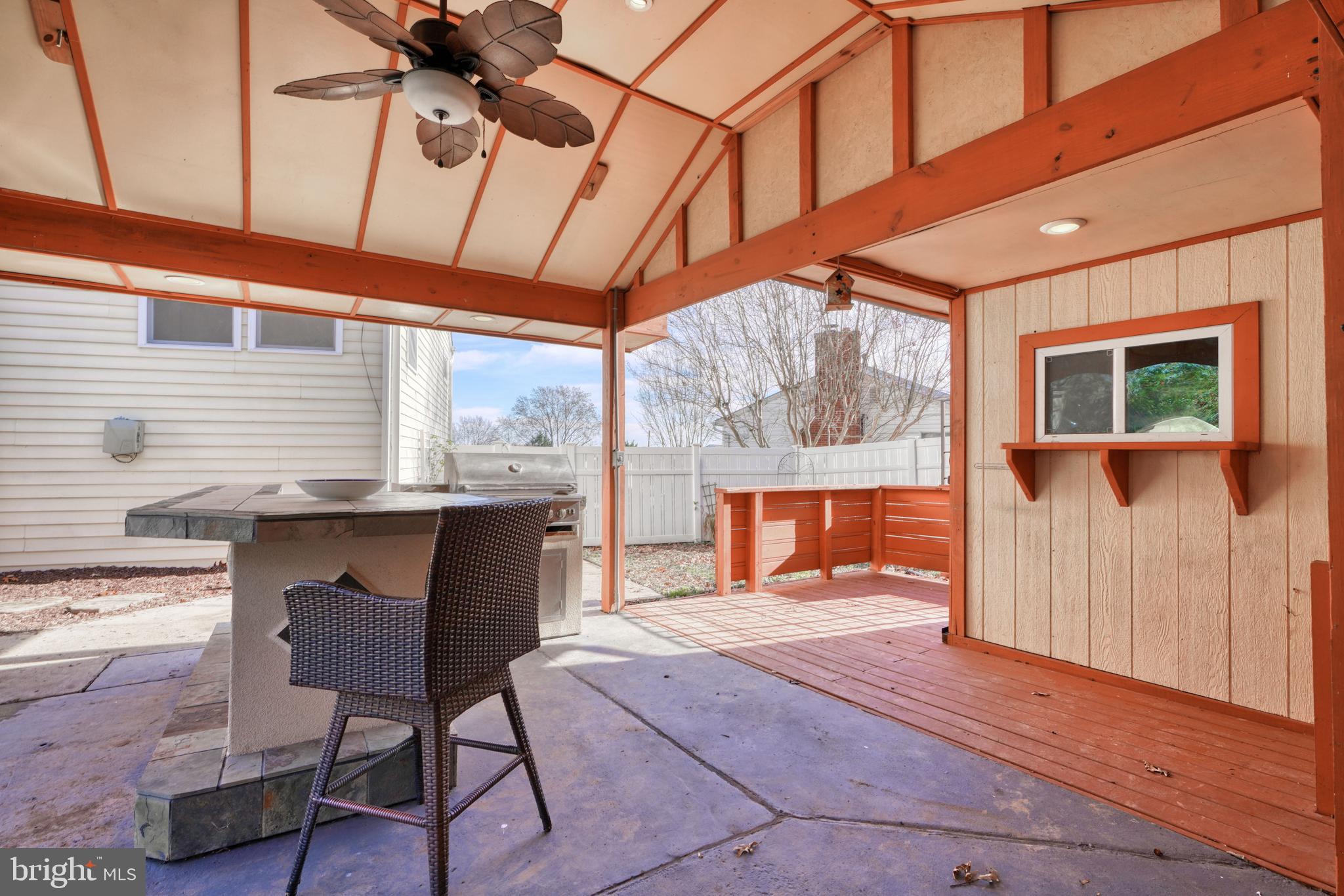 1001 Plover COURT