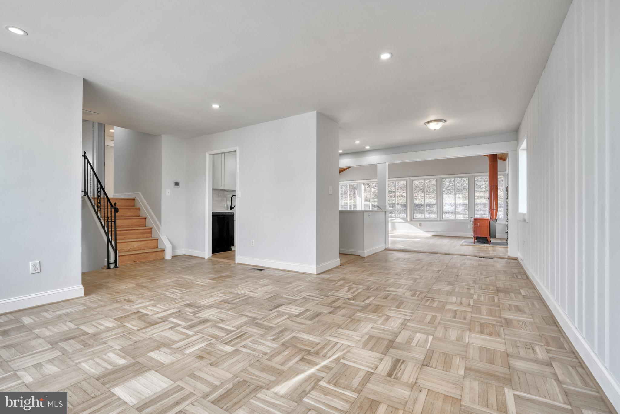 1001 Plover COURT