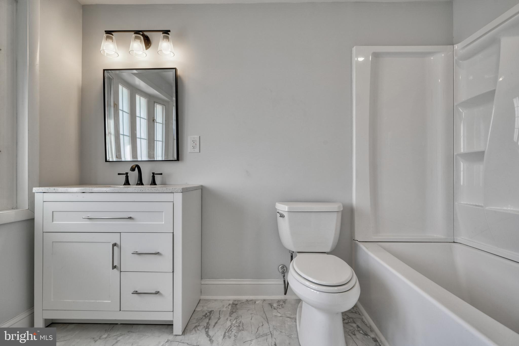1001 Plover COURT