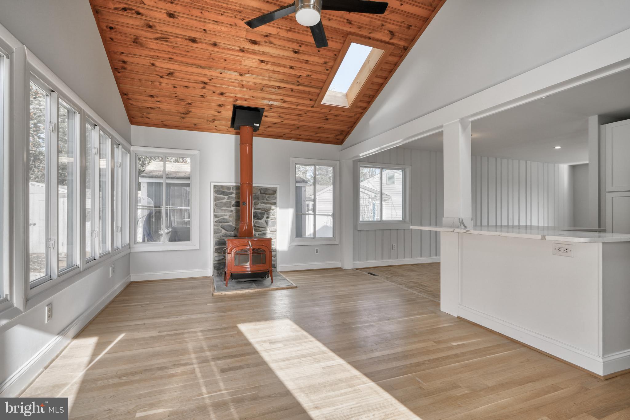 1001 Plover COURT
