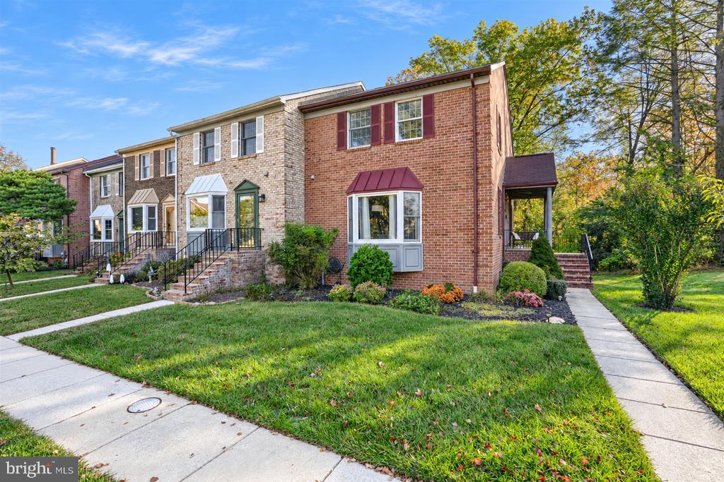 69 CHERRYWOOD COURT