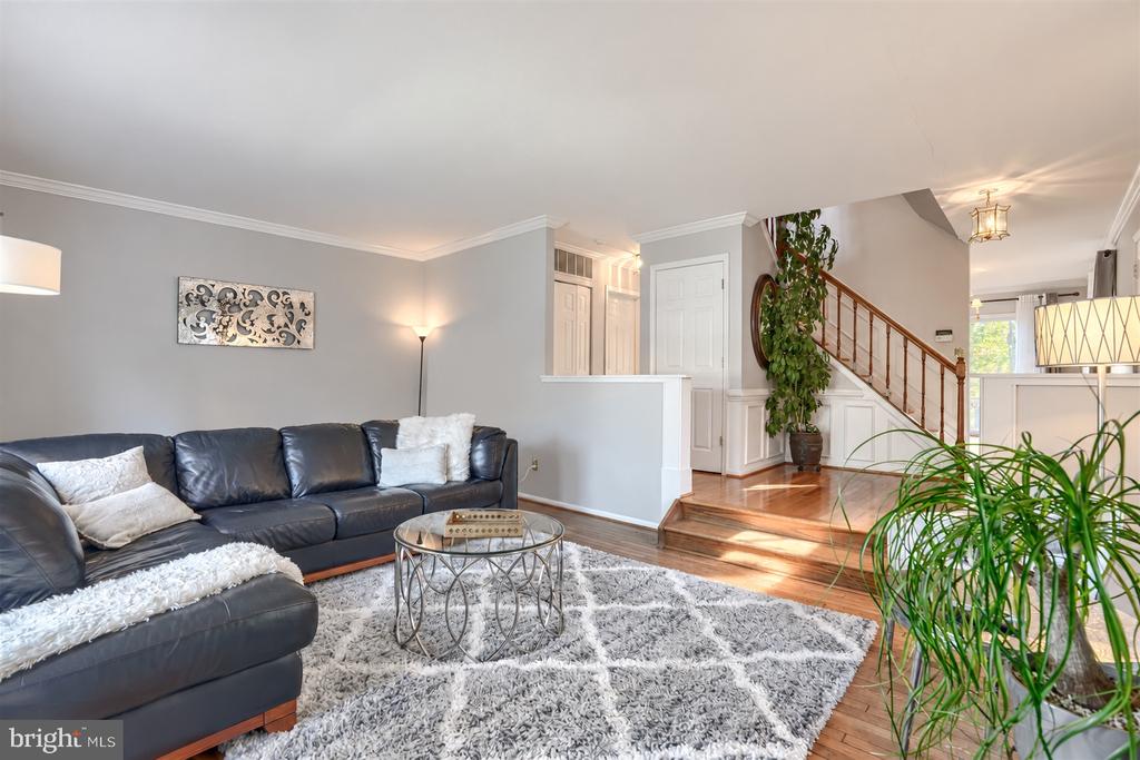 69 CHERRYWOOD COURT
