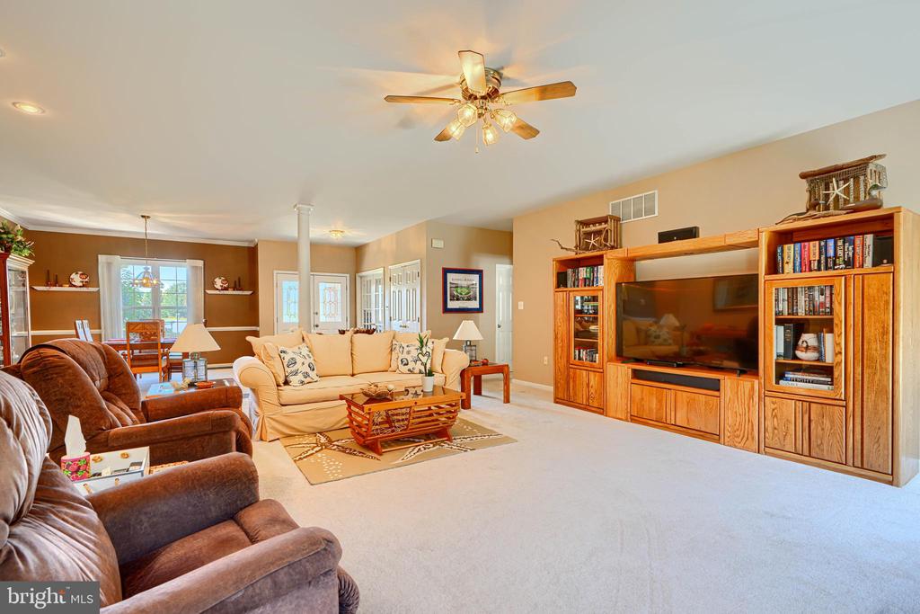 5320 BURREED COURT