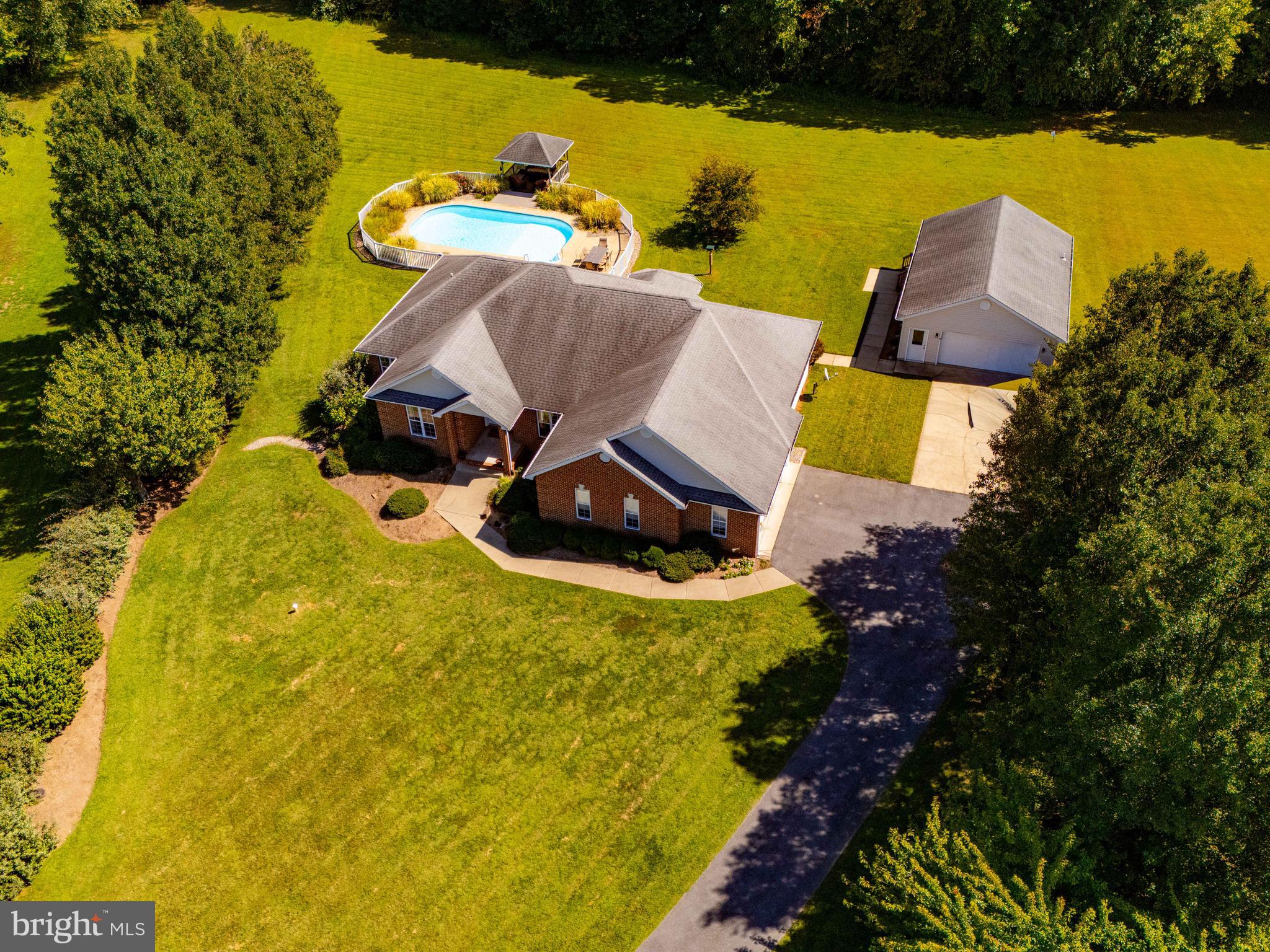5320 BURREED COURT