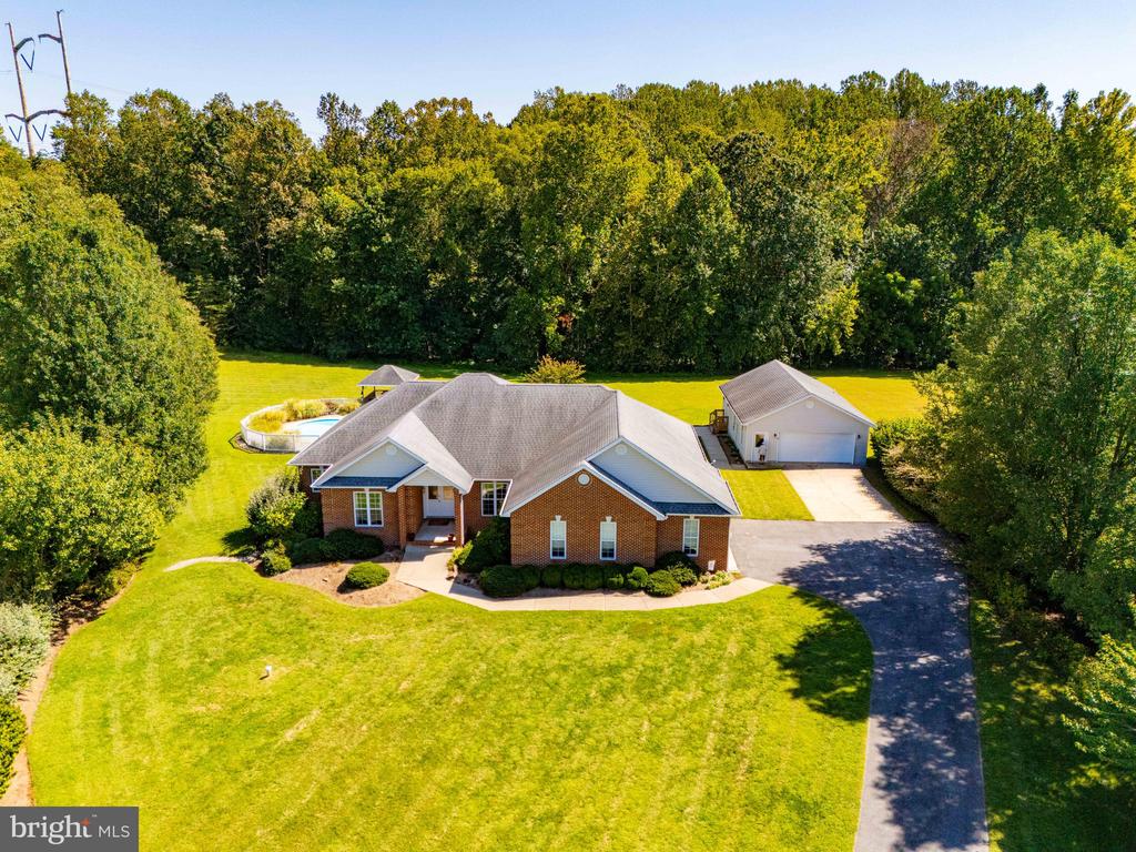 5320 BURREED COURT