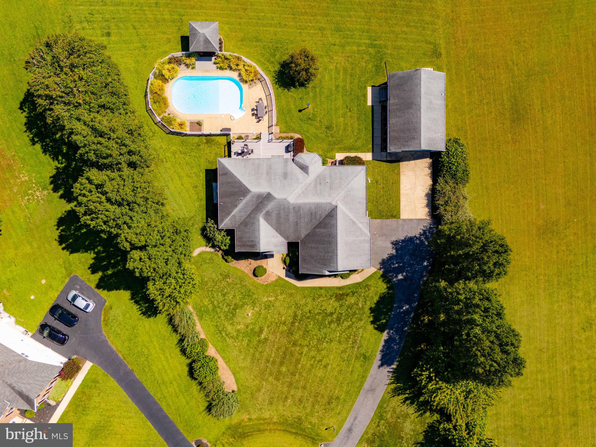 5320 BURREED COURT