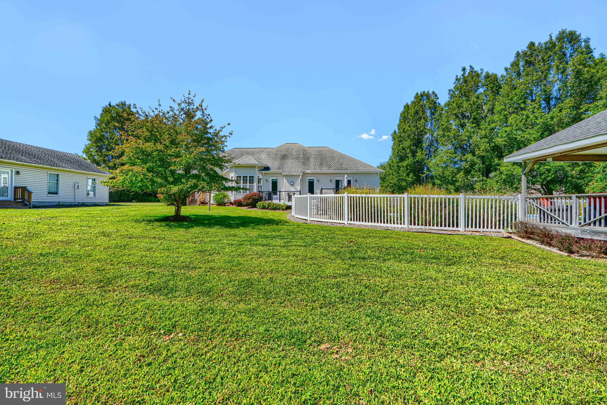 5320 BURREED COURT