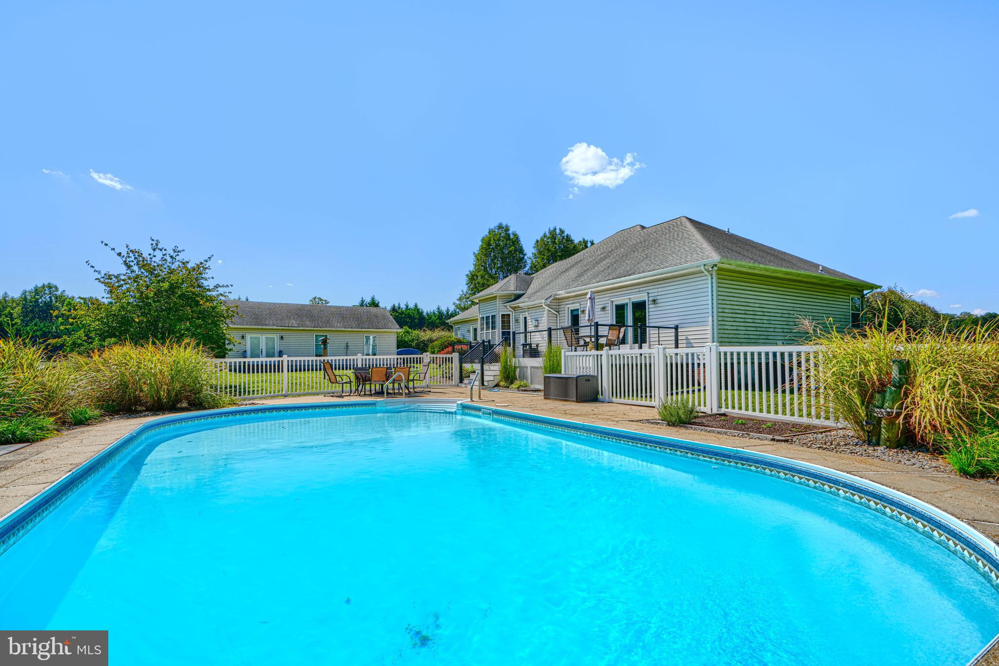 5320 BURREED COURT