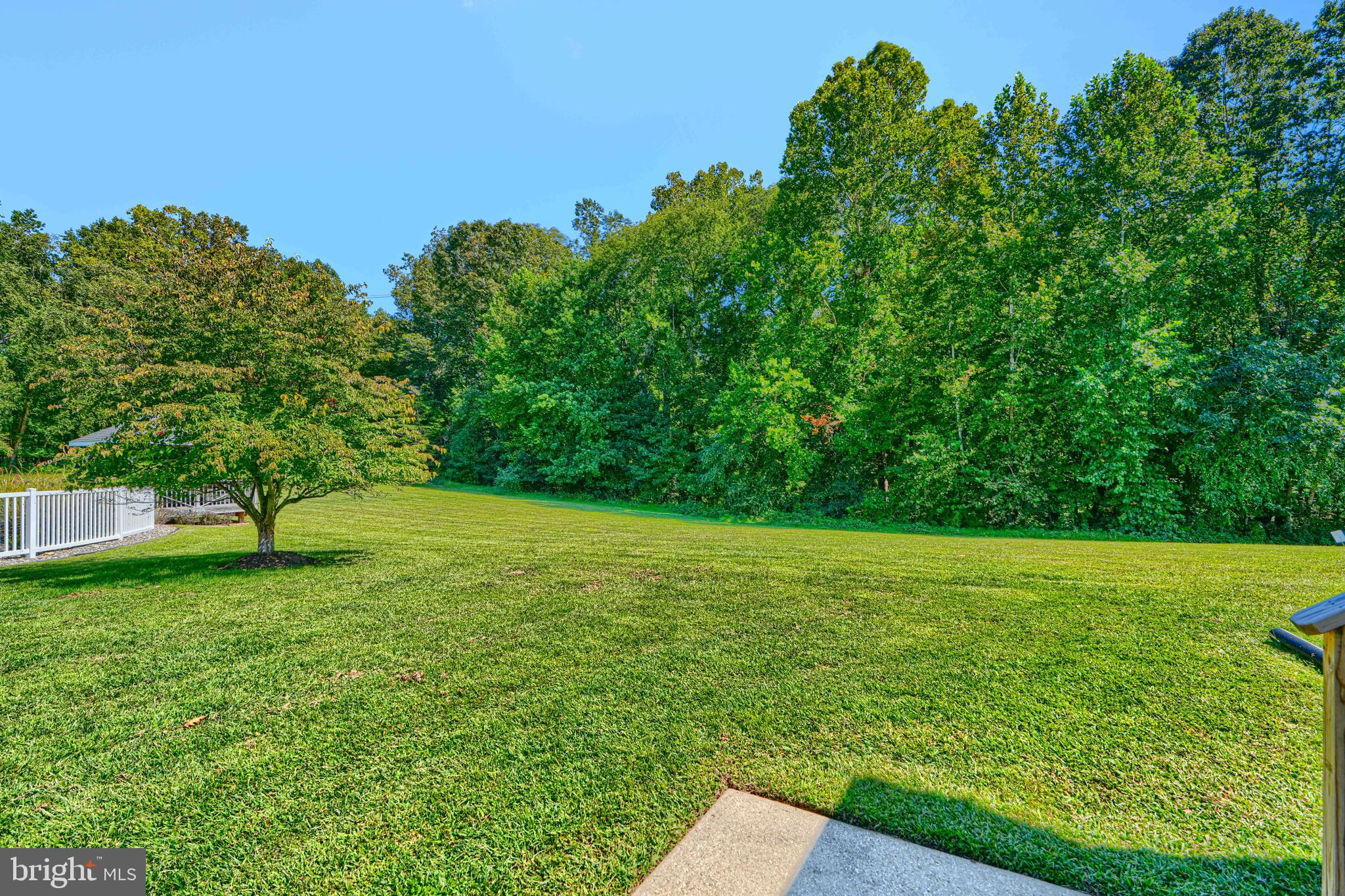 5320 BURREED COURT