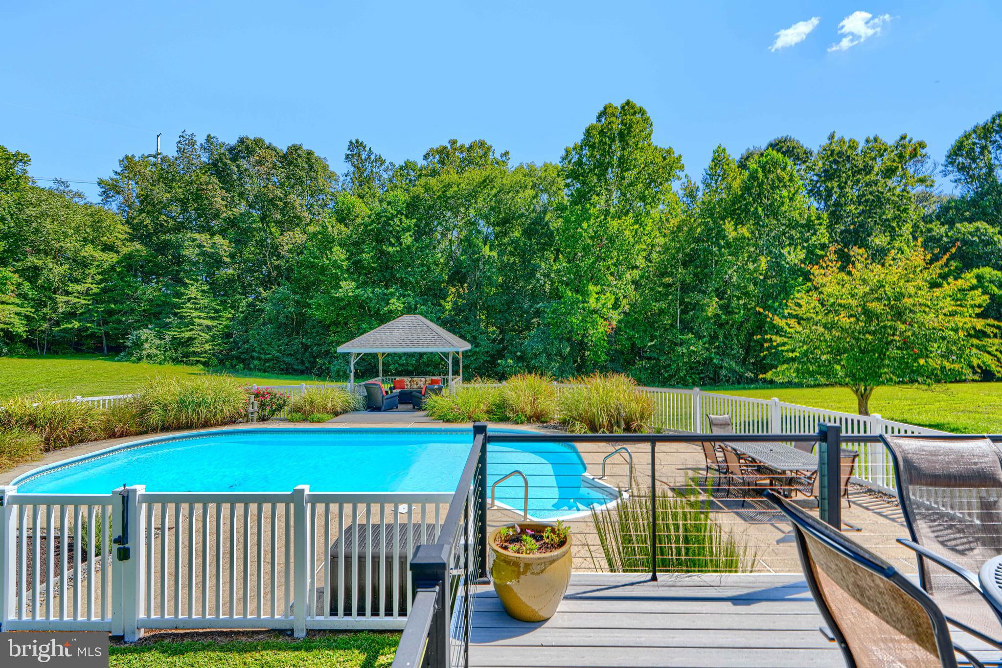 5320 BURREED COURT