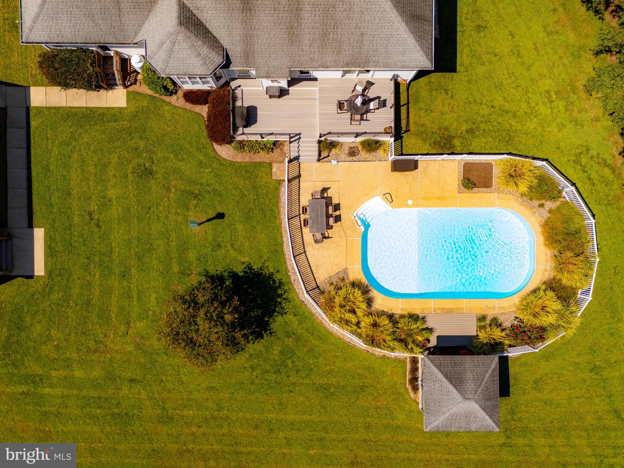 5320 BURREED COURT