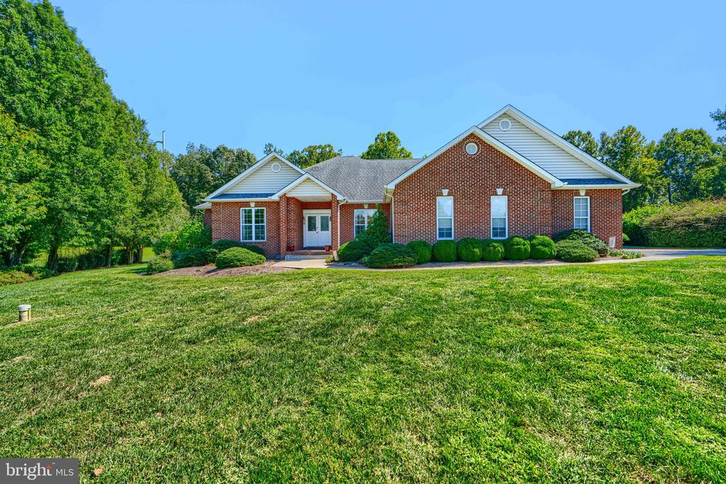 5320 BURREED COURT