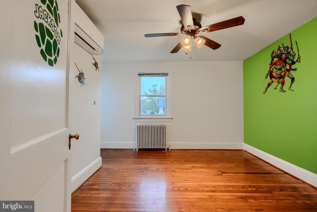 206 Edmund St