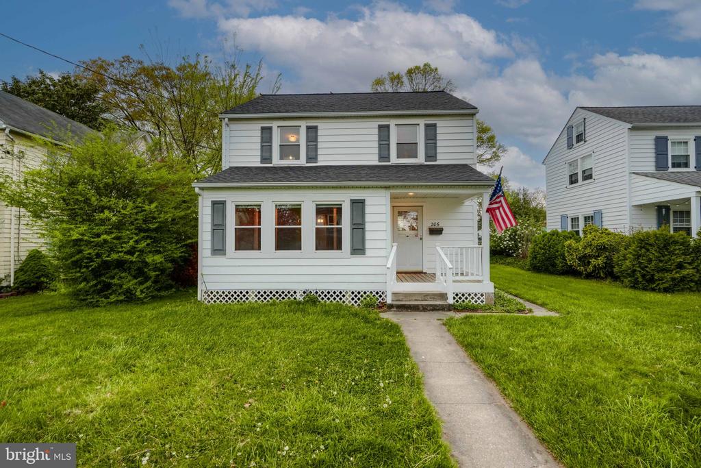 206 Edmund St
